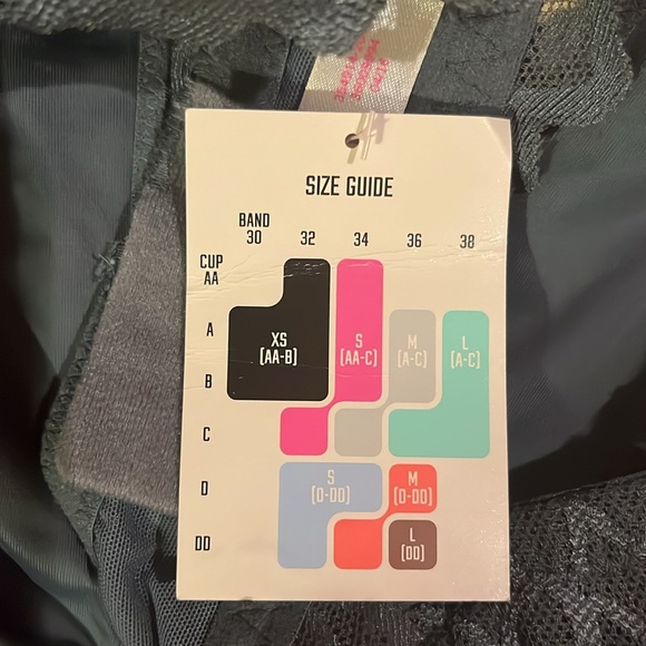 Victoria’s Secret PINK  NWT denim bluev floral lace halter Bralette  bra - Picture 6 of 6